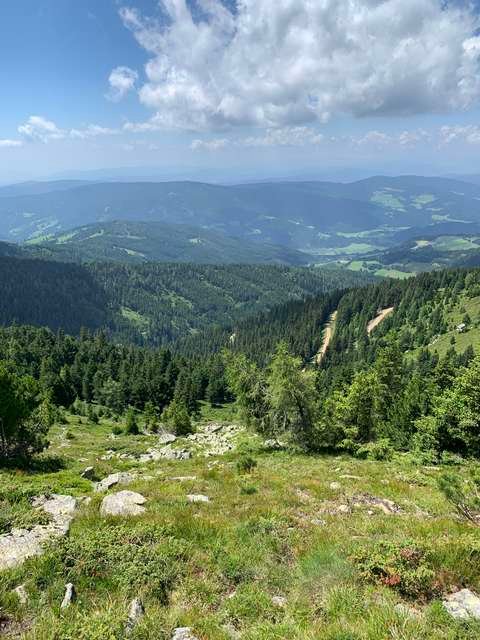 Ausblick über die Täler der Obersteiermark